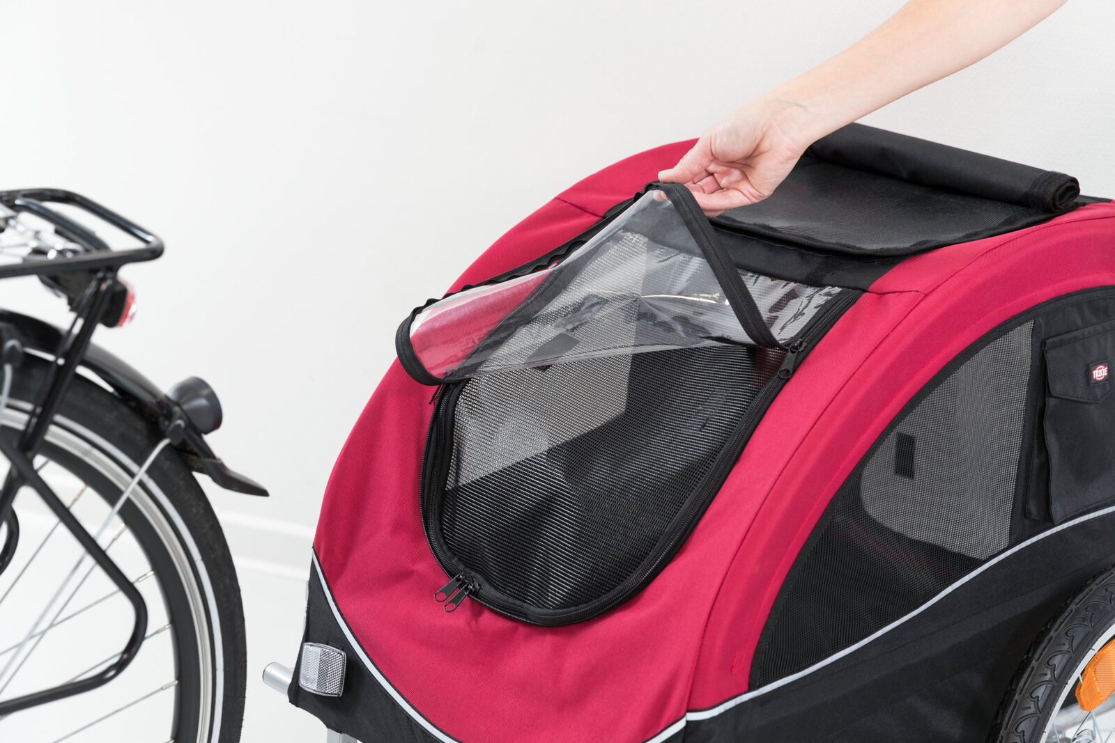 Roulotte de vélo, noir/rouge M: 63×68×75/137 cm Roulotte de vélo, noir/rouge M: 63×68×75/137 cm