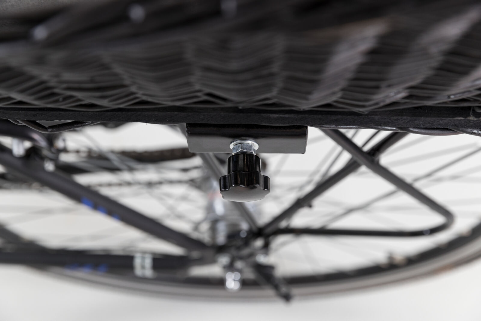 Fahrradkorb mit Gitter, für Gepäckträger, schwarz 35x49x55cm Fahrradkorb mit Gitter, für Gepäckträger, schwarz 35x49x55cm