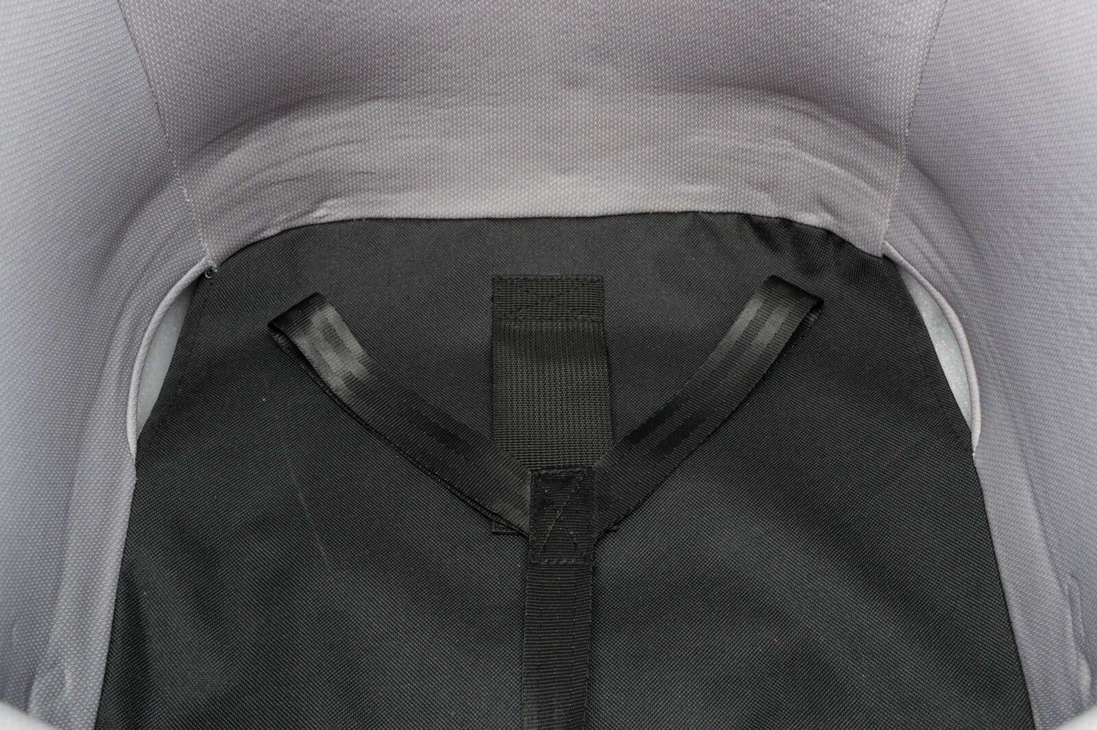 Autositz, 41x39x42cm, schwarz/grau Autositz, 41x39x42cm, schwarz/grau