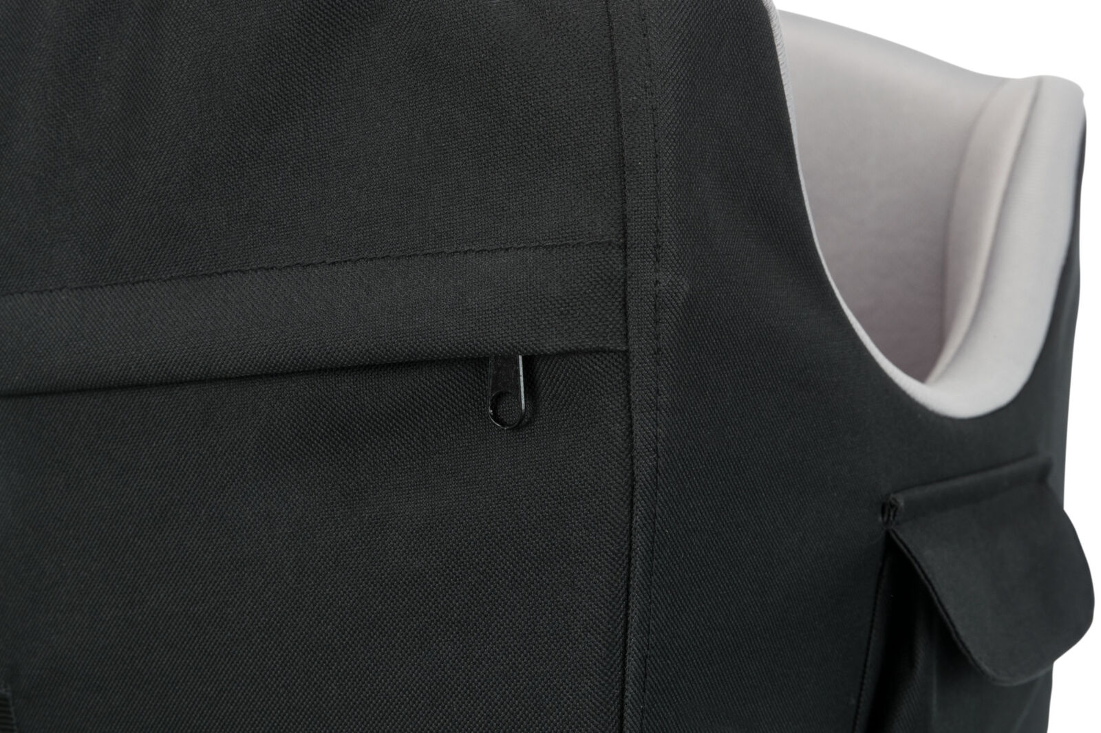 Autositz, 41x39x42cm, schwarz/grau Autositz, 41x39x42cm, schwarz/grau