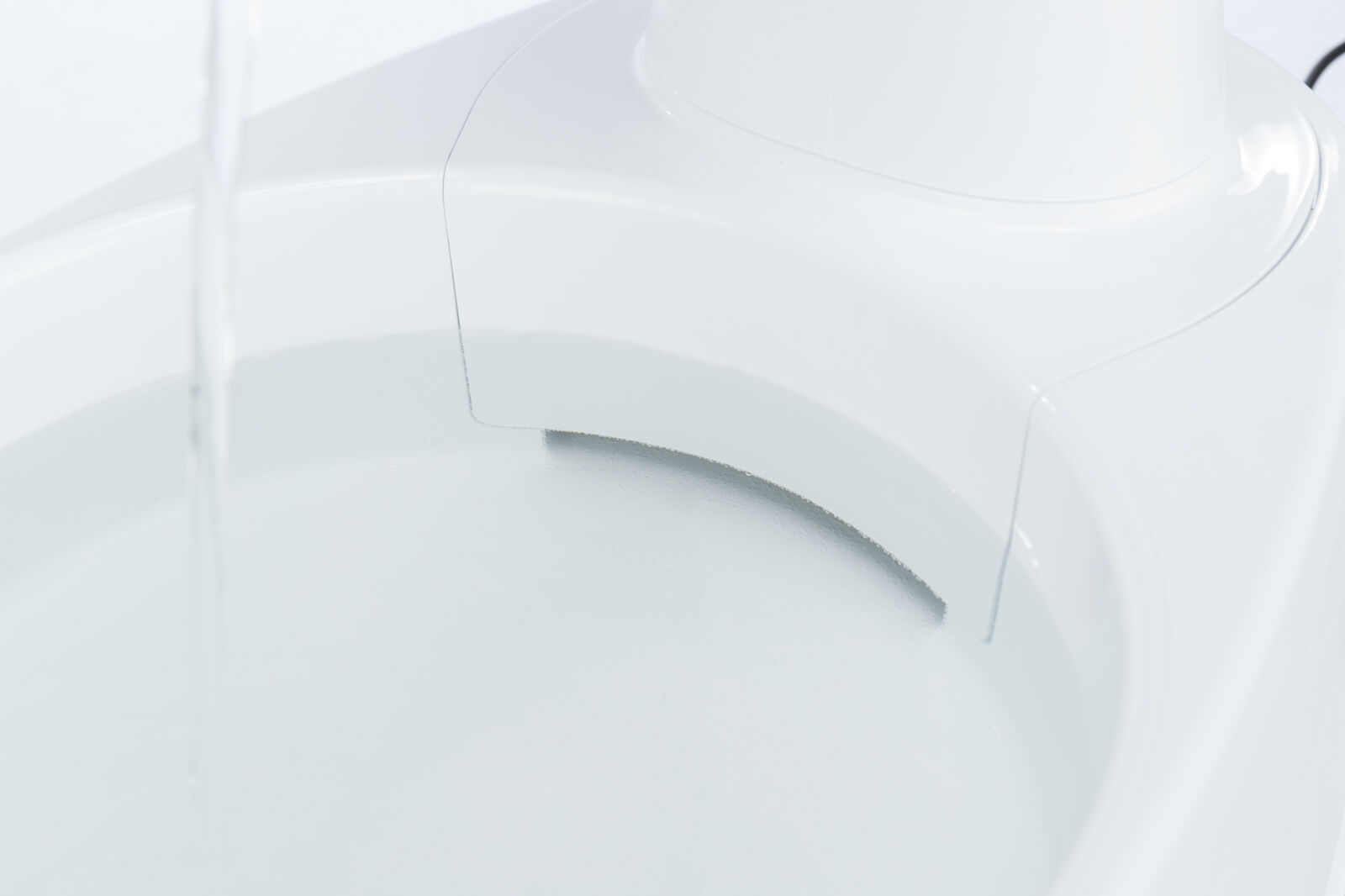 Trinkbrunnen Curved Stream, Kunststoff, 2,5 l/25 × 24,5 × Trinkbrunnen Curved Stream, Kunststoff, 2,5 l/25 × 24,5 ×