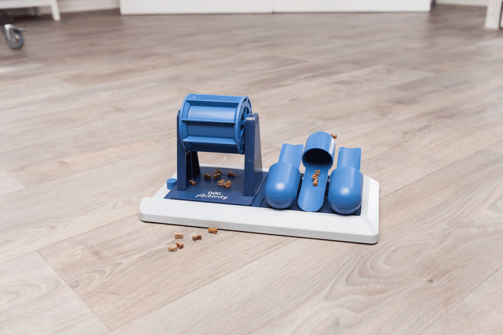 Dog Activity Poker Box Vario 2, 32 × 17 cm Dog Activity Poker Box Vario 2, 32 × 17 cm